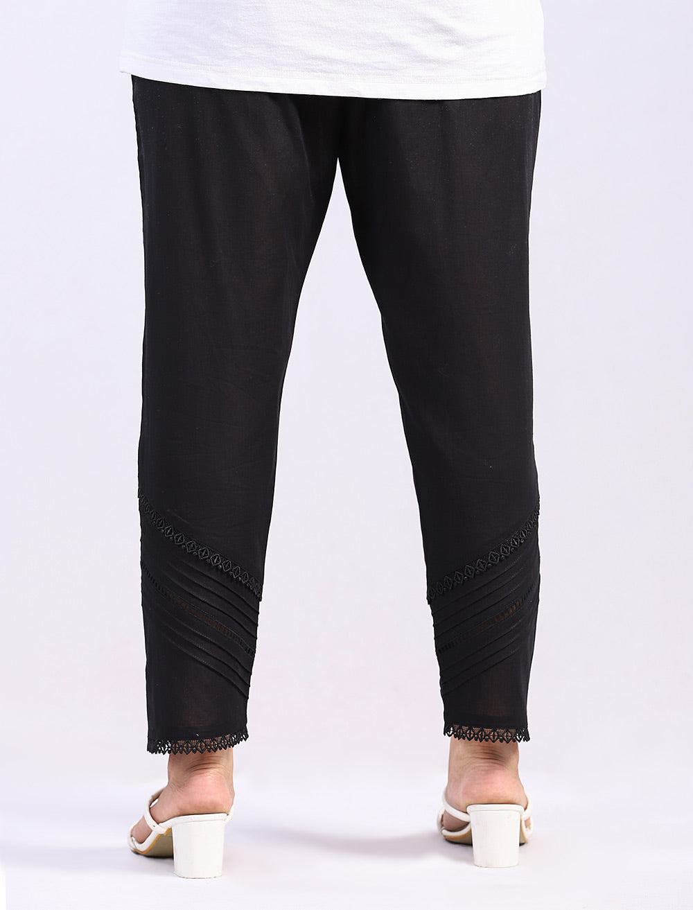 Straight Trouser With Pintuck & Lace
